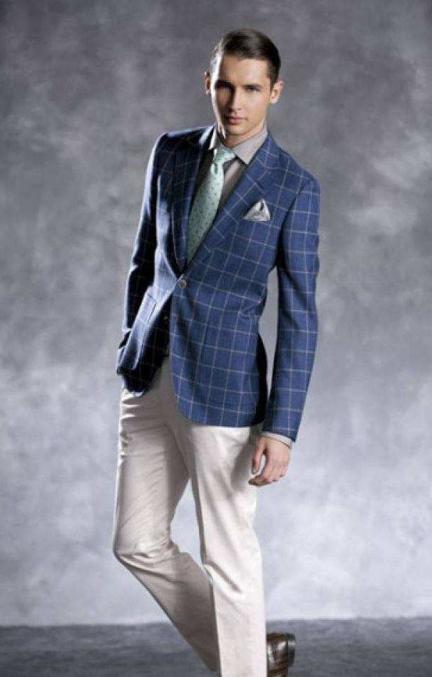 西服定制一套需要多少錢？怎樣選擇廠家？