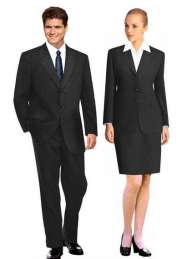 定制西裝與成衣西裝的區別，以及它的經典款式有那幾種?